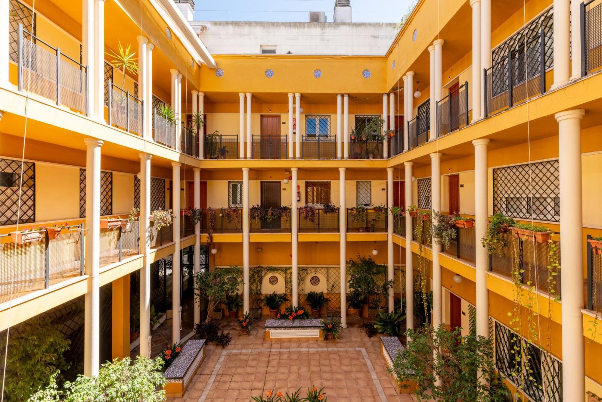 San Vicente-Museo Apartamento Севилья Экстерьер фото